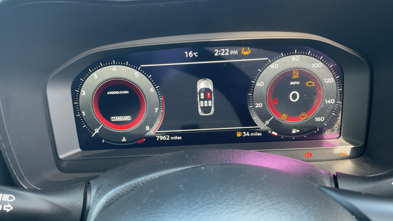 Nissan Juke 1.0 DiG-T N-Connecta 5dr Petrol Hatchback